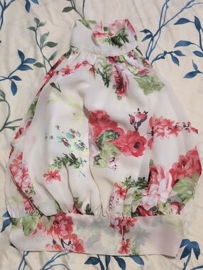 Floral Halter Blouse 🌺